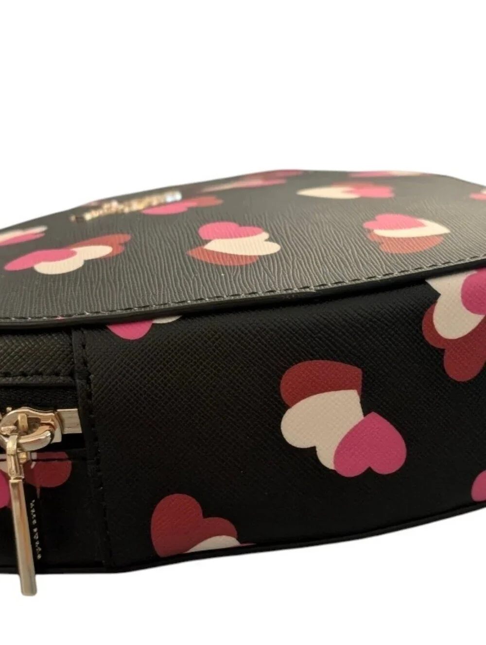 New Kate Spade ♠️ Love Shack Flutter Hearts Printed Heart Shaped Crossbody Bag